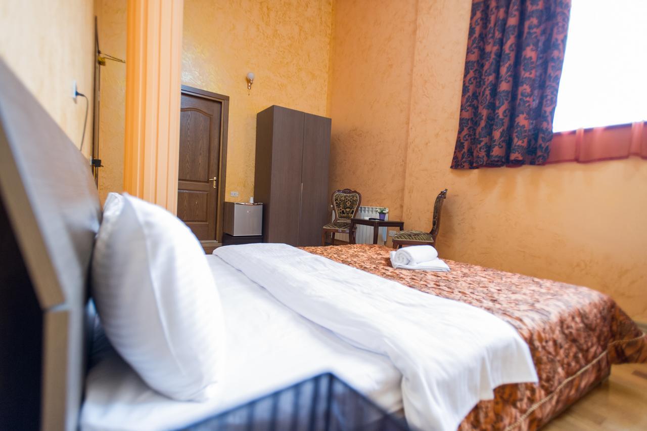 Hotel Amber Batumi Luaran gambar